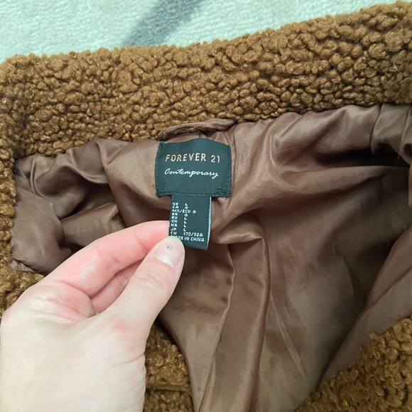 Cropped Teddy Coat - Picture 2 of 4